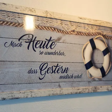 Verschmitzt Am Meer Bensersiel
